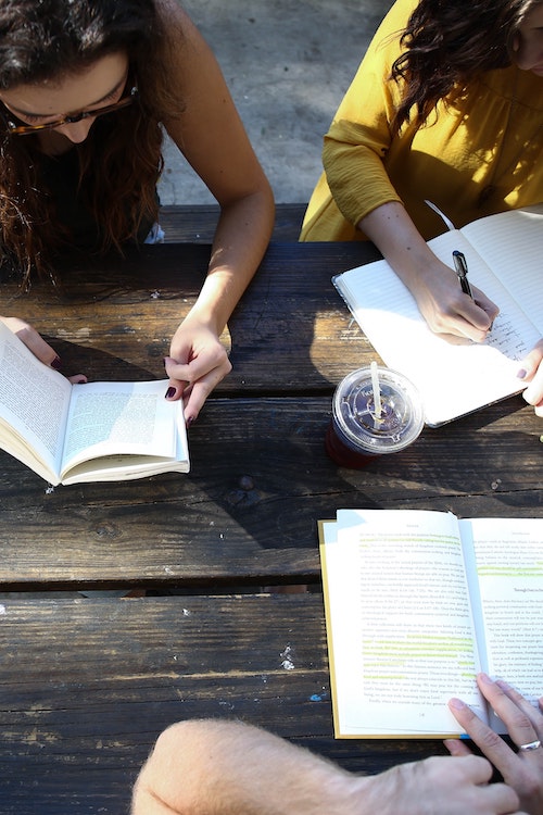 group-study Women talking and studying